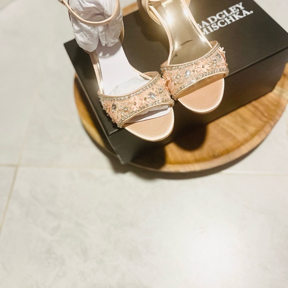 Authentic Badgley Mischka - Picture 8 of 12